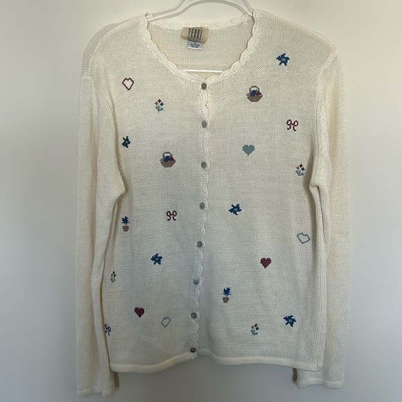 Teddi Petite White Scallop Cardigan with Bow Cottage Print Detail - Size Large - Picture 2 of 6